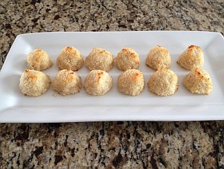 Coconut Macaroons (paleo, grain-free, gluten-free, dairy-free, sugar-free)