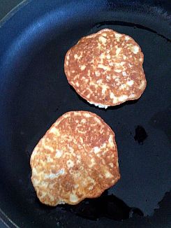 Simple Banana Pancakes (gluten-free, grain-free, dairy-free)