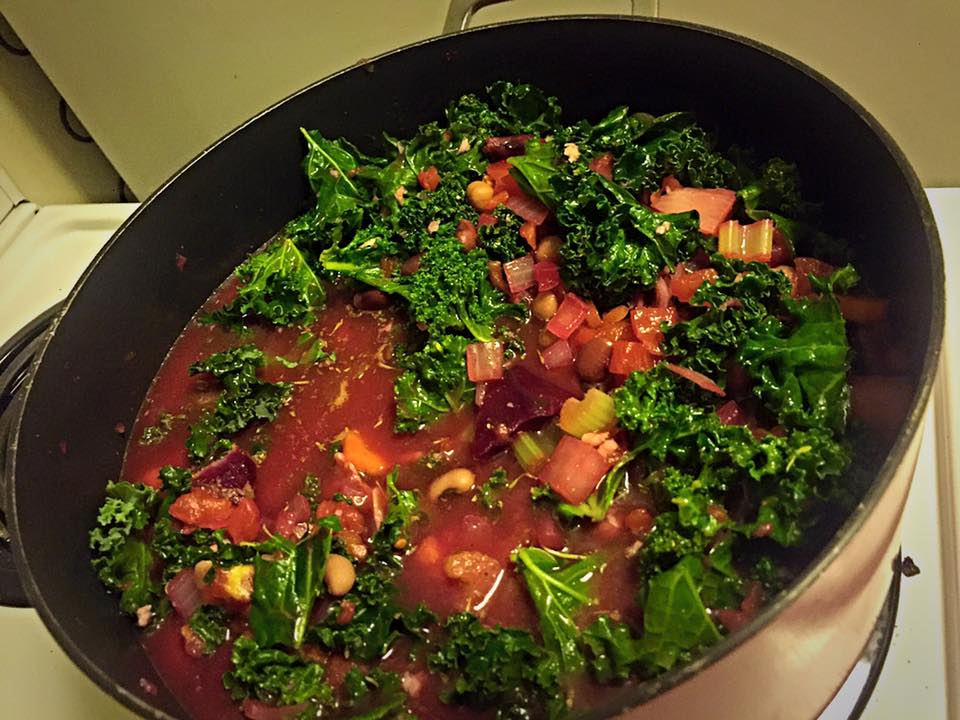 https://advancednaturopathic.com/news-events/healthy-recipes/veggie-soup/